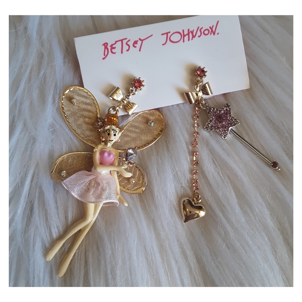 New!💫Betsey Johnson Fairy Dangle Earrings!💫